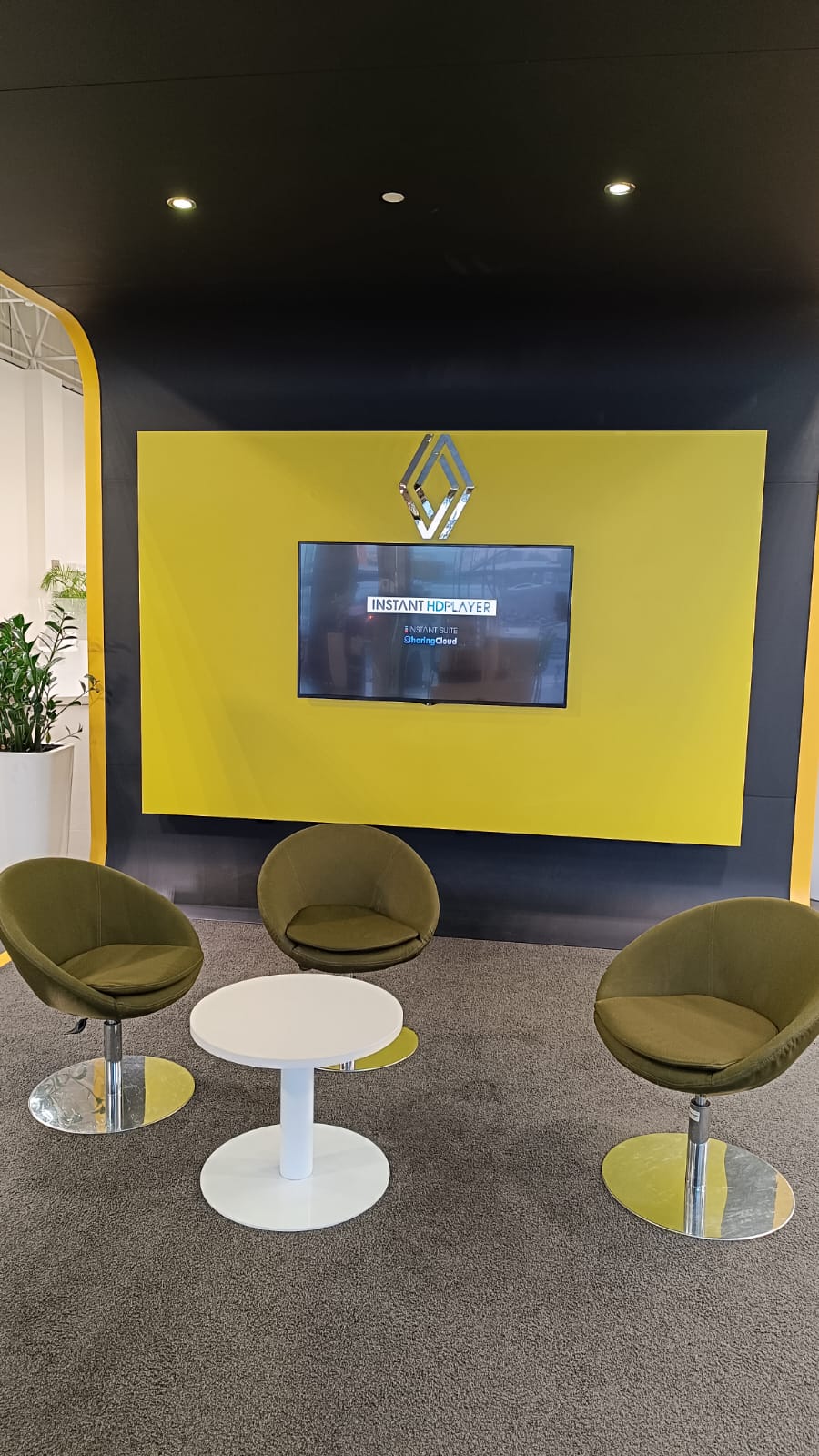AWR renault - Mat with internal branding