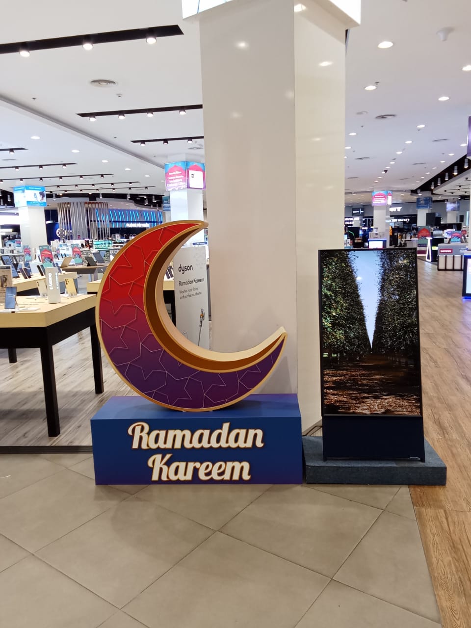 Jumbo internal ramadan branding